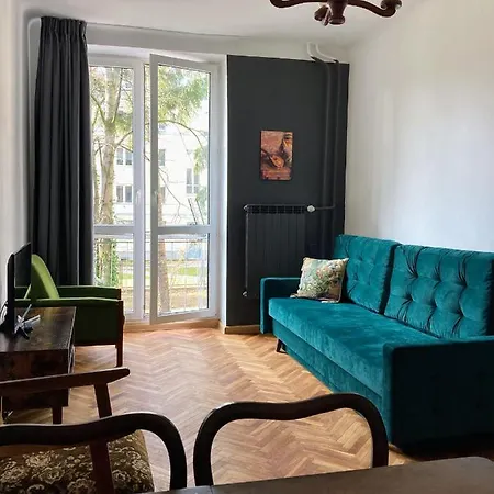 아파트 Elegant & Quiet In Old Mokotow District *