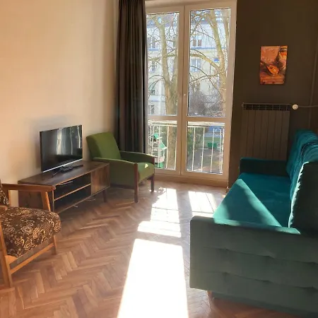 아파트 Elegant & Quiet In Old Mokotow District