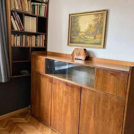 Beautiful Vintage Apartment In Old Mokotow District * Varsó