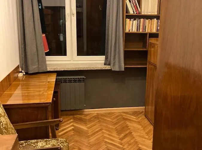 Beautiful Vintage Apartment In Old Mokotow District Appartamento *