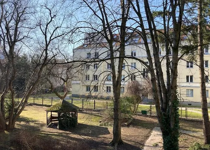 Apartman Beautiful Vintage Apartment In Old Mokotow District Varsó