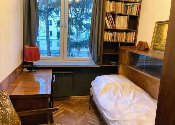 Beautiful Vintage Apartment In Old Mokotow District Apartman *